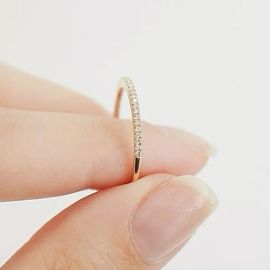 Anillo Delicado Pavé o Churumbela en Oro 18K