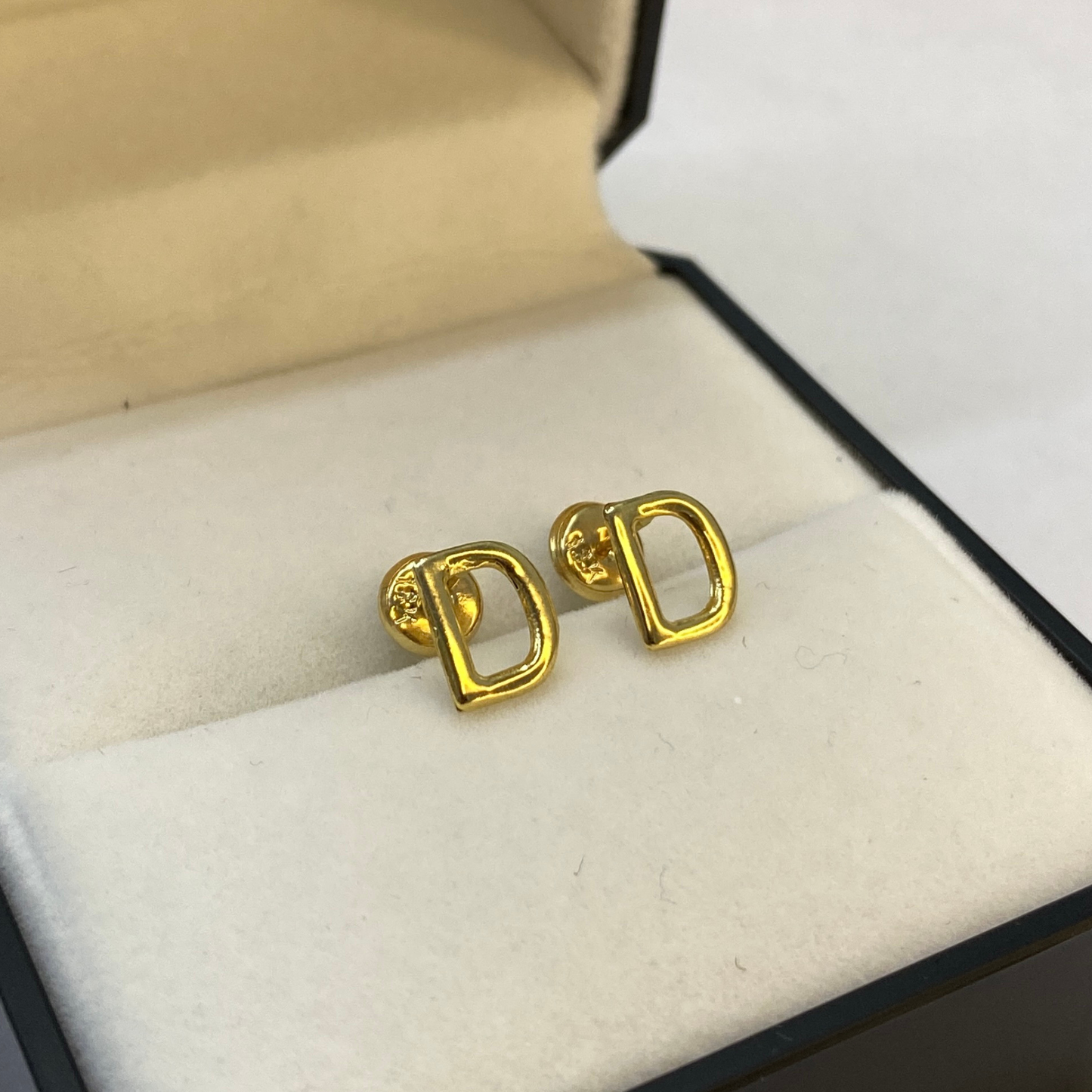 Topos Letras - Oro 18K