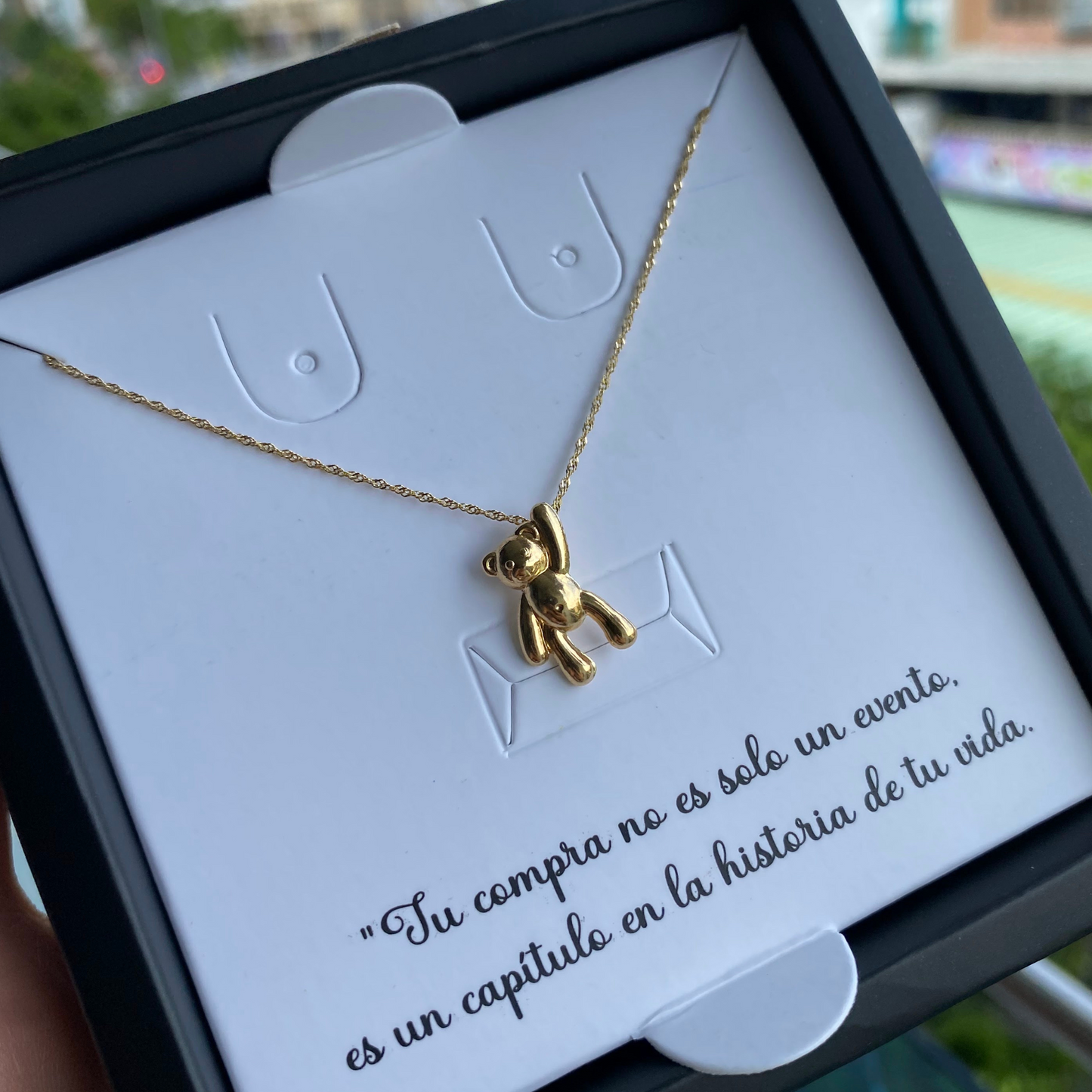 Cadena con Dije  de Osito en Oro  18k – Ternura y estilo en una joya única