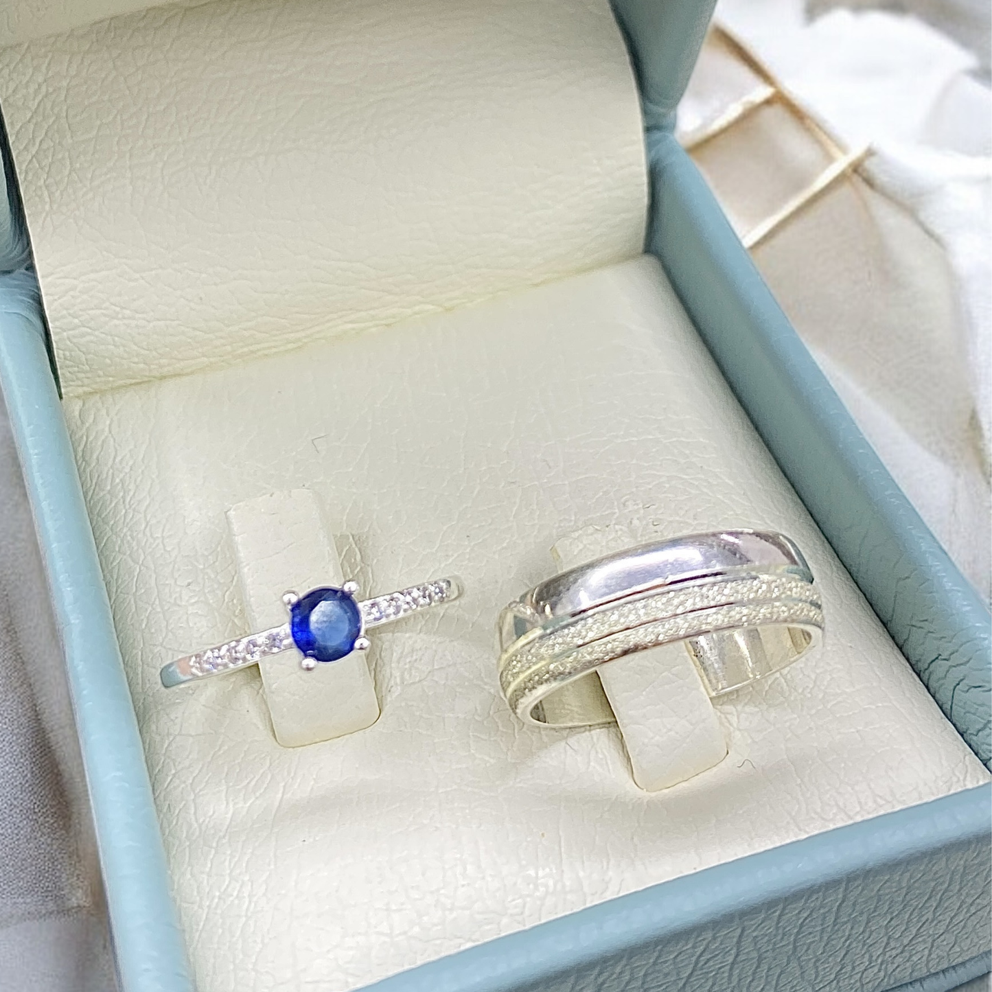 Set de Argolla y Anillo Plata 925 – Grabado y Estuche Incluidos