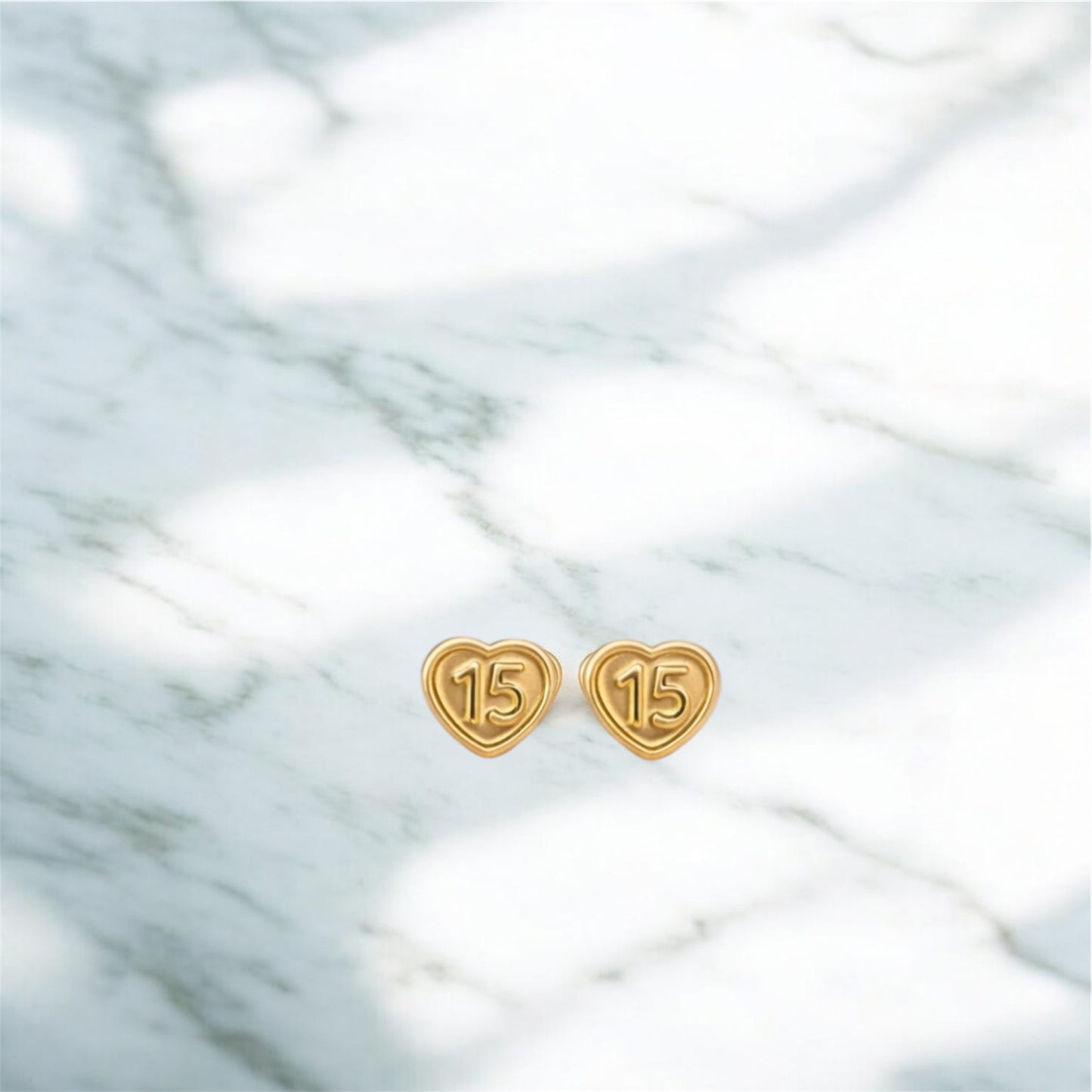 Aretes Corazón Quinceañera - Oro 18K 0,67 gr
