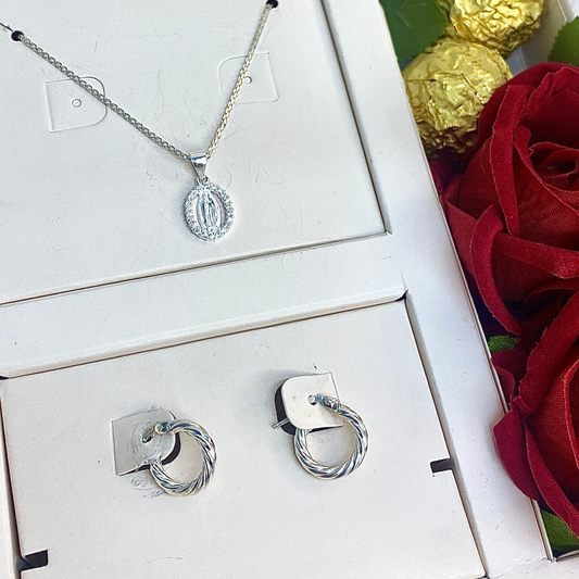 Set Cadena Virgen y Candongas en Plata  – Brillo y fe para mamá