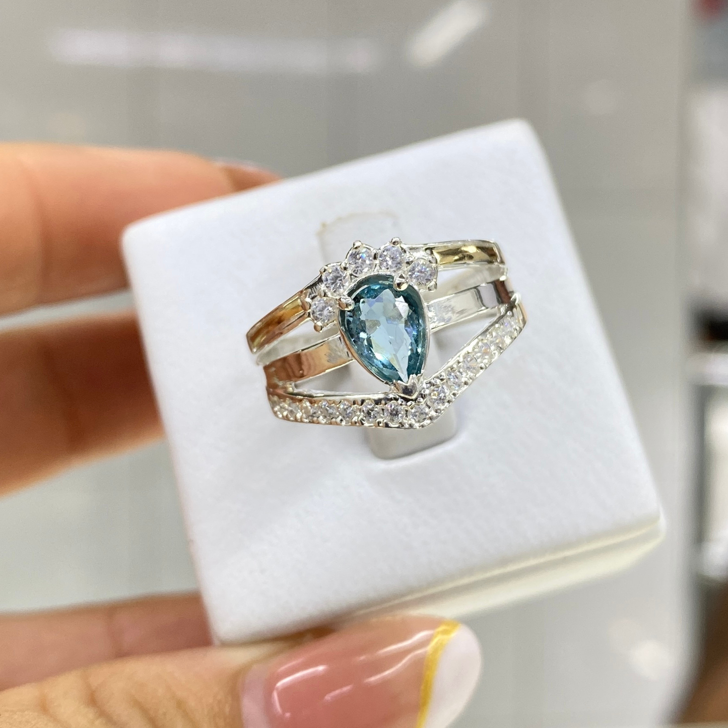 Anillo Aurora Violeta – Oro Plata  925