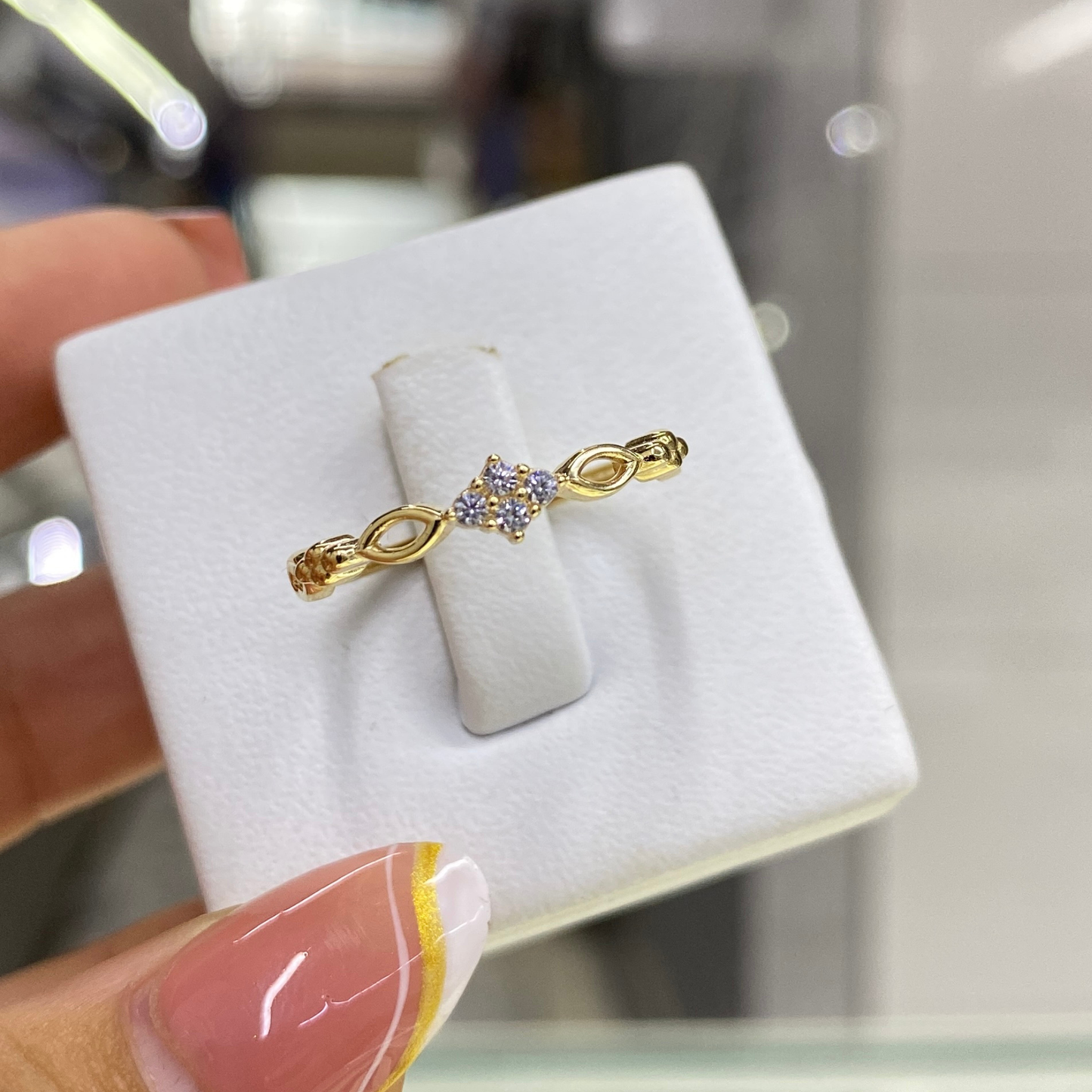 Anillo Solitario Oro 18K