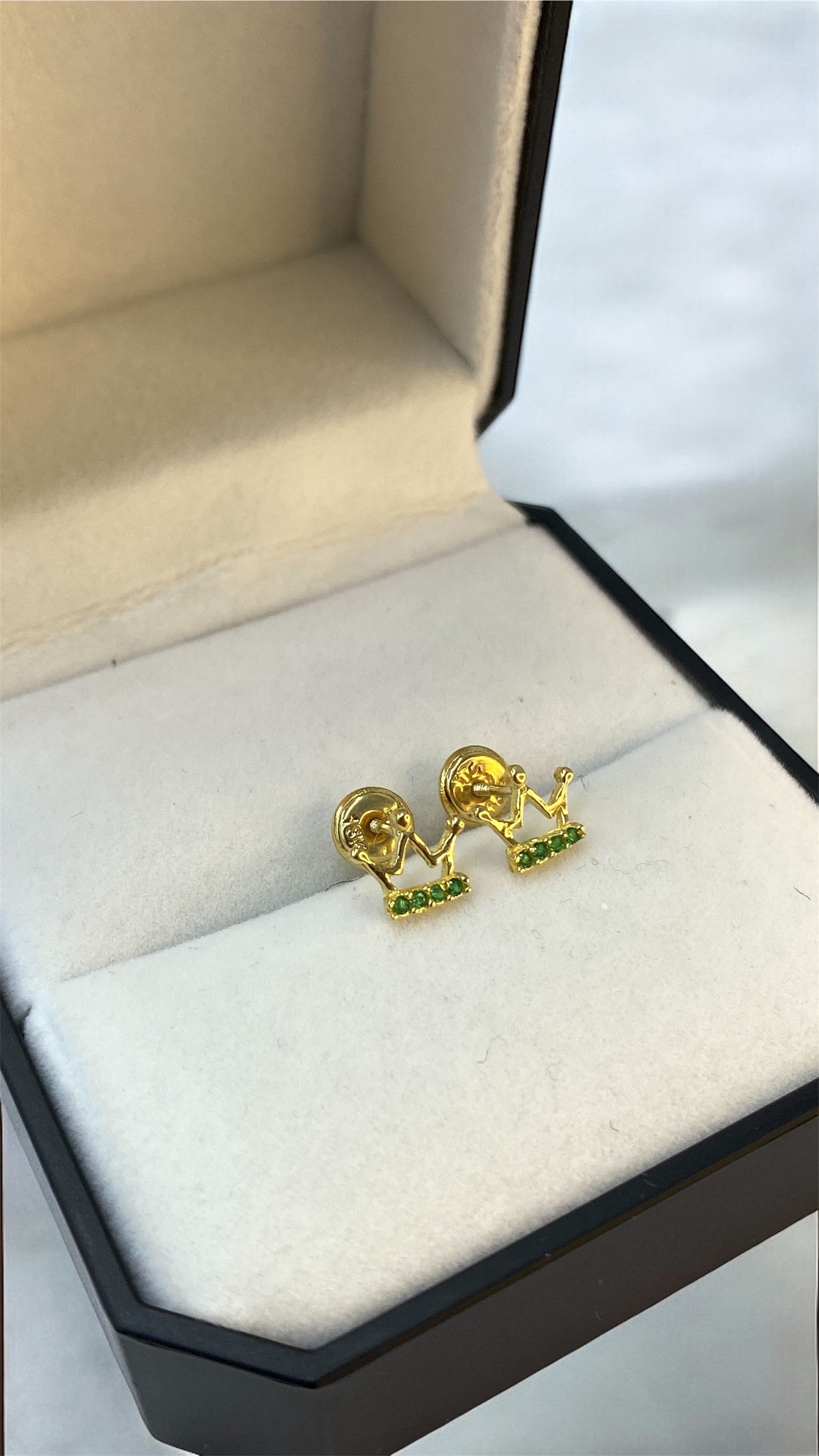 Topos Coronitas - Oro 18K