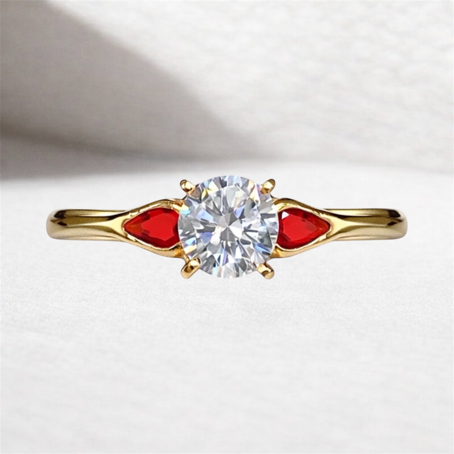 Anillo Piedra Roja Oro 18K