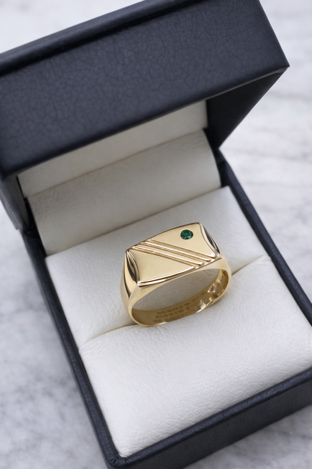 Anillo Caballero - Oro 18K / 4 gr