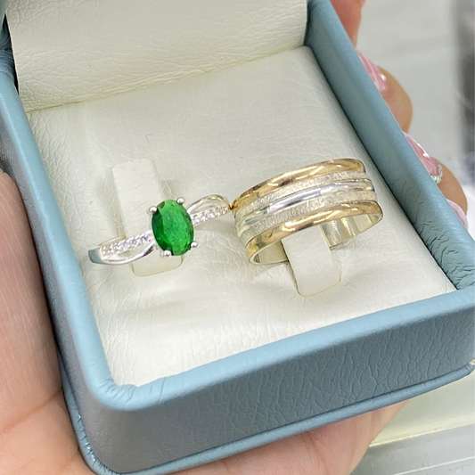Set de Argolla Oro Plata y Anillo Plata 925 – Grabado y Estuche Incluidosy