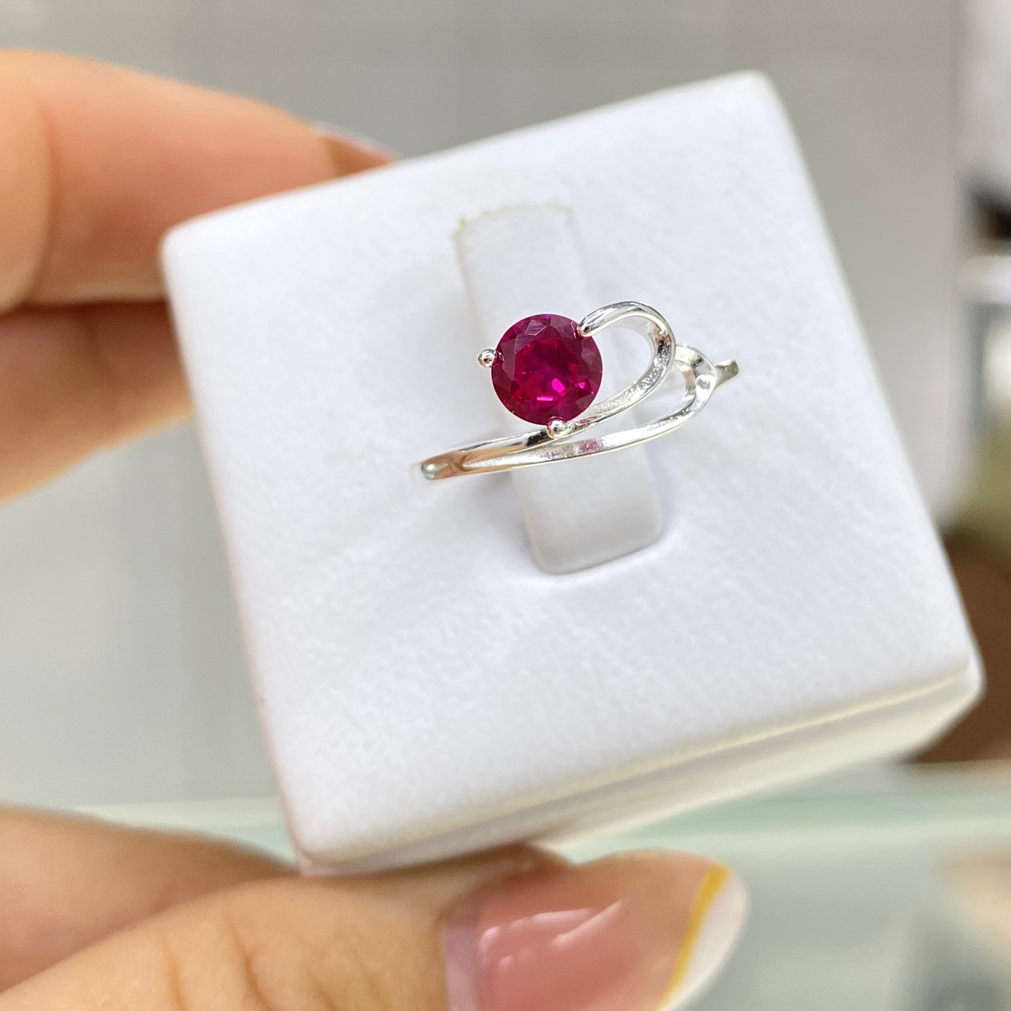 Anillo Encanto Rojo – Plata 925