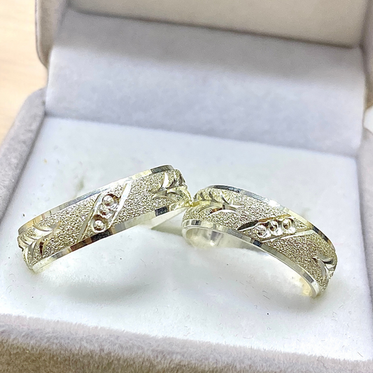 Argollas en Plata Ley 925 diamantada – Grabado y Estuche Incluidos