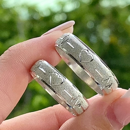 Argollas Corazón en Plata Ley 925 diamantada – Grabado y Estuche Incluidos