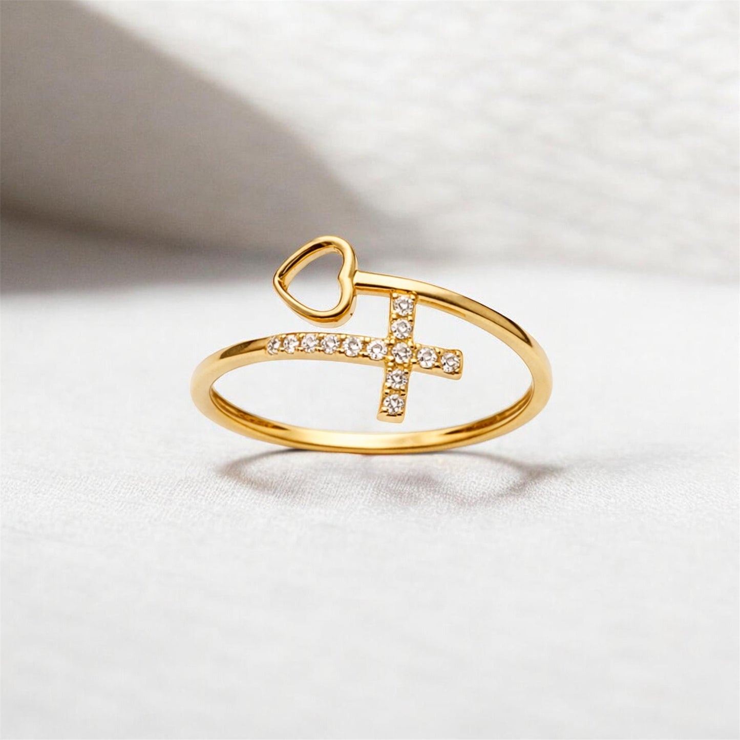 Anillo Cruz Corazón - Oro 18K