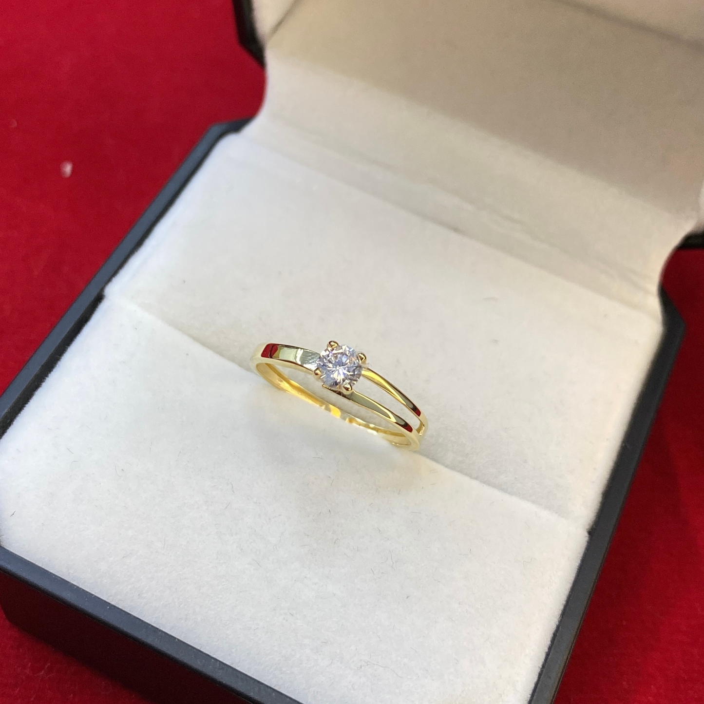Anillo Solitario Oro 18K