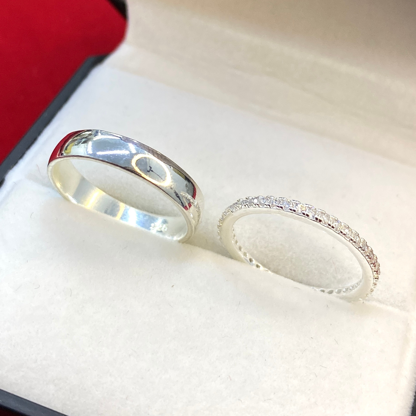 Argollas Alianza Plata Ley 925 – Grabado y Estuche Incluidos